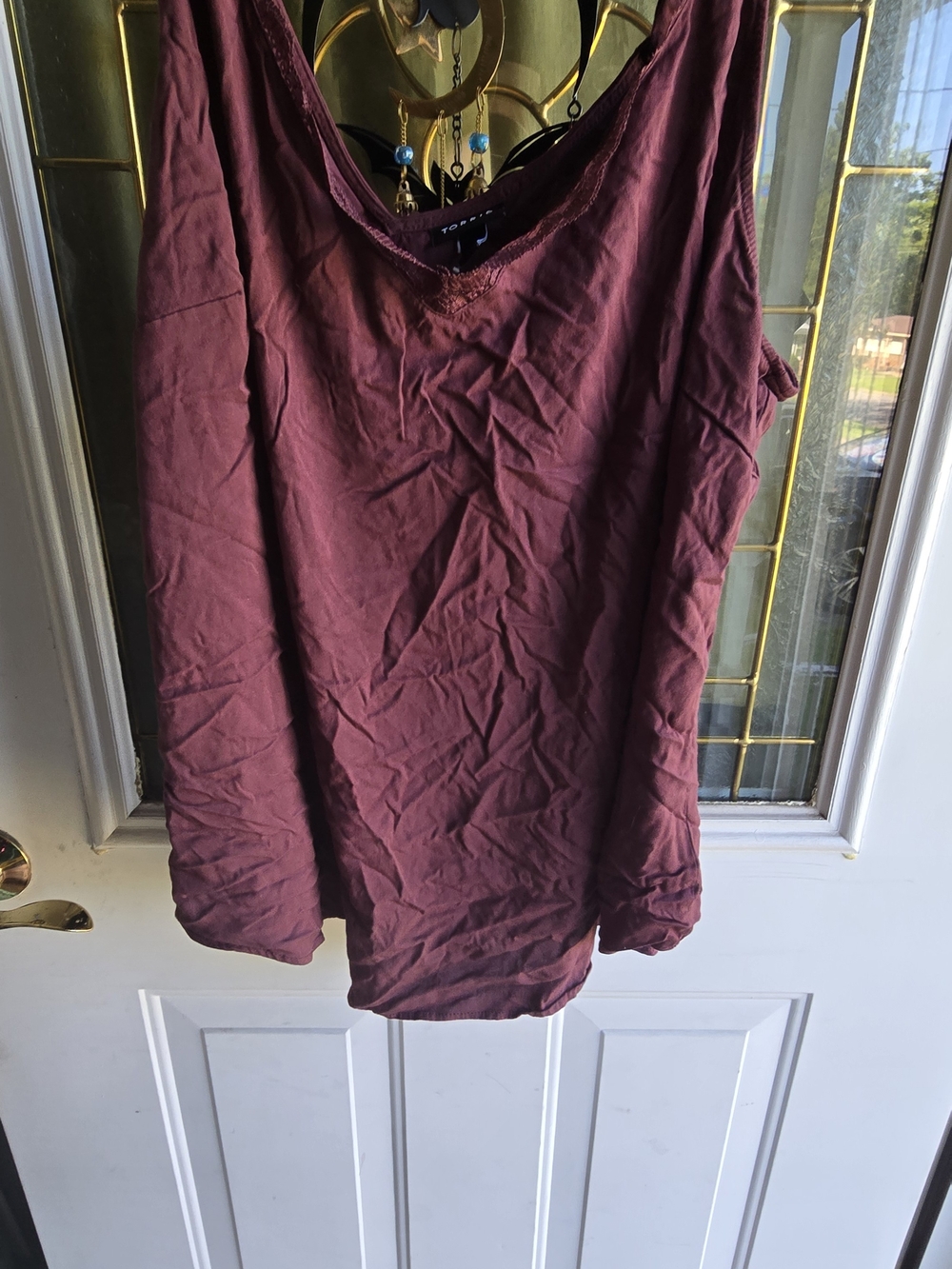 torrid Sleeveless V-Neck Tank in Burgundy